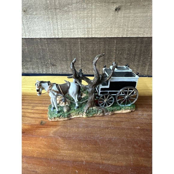Lemax Gruesome Grave Digger Spooky Town - Retired- In Box